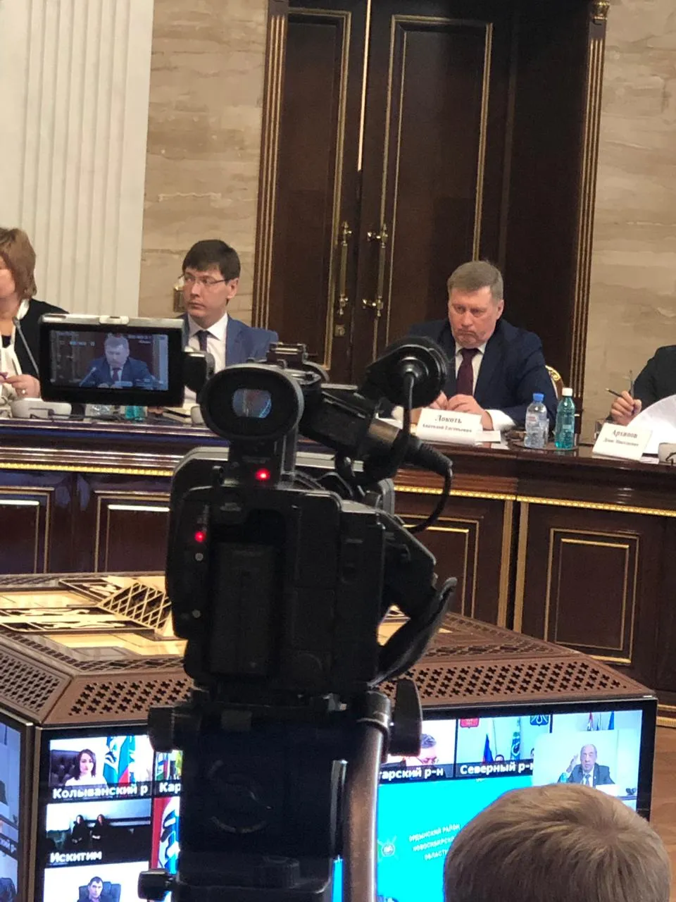 А ведь наше любимое руководство ГЖА.рф Новосибирск является постоянным экспертом Общественной палаты и участвует в благоустройстве области — фото