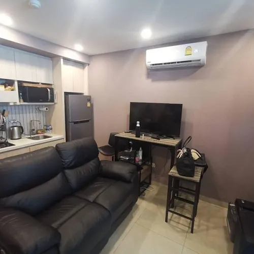 one-room apartment