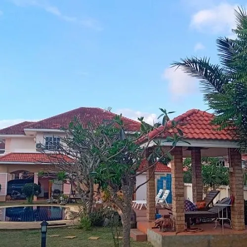 Three bedroom apartment