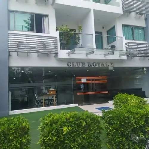 one-room apartment