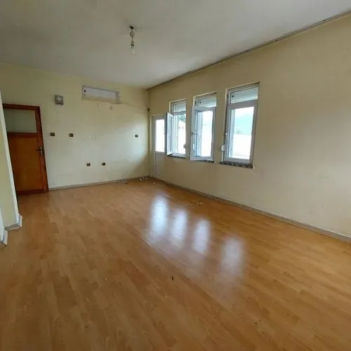 Three bedroom apartment