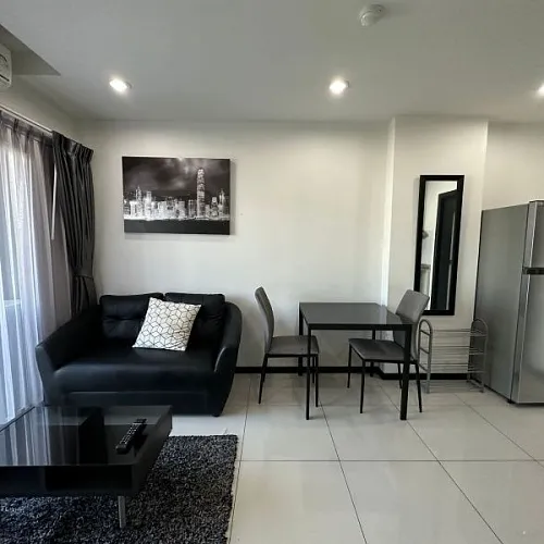 one-room apartment