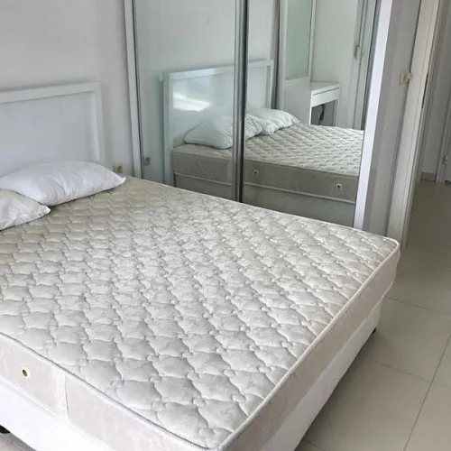 one-room apartment