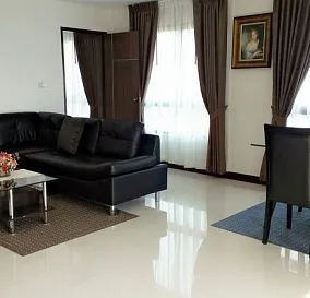 1 bedroom Premium Arunothai Condo