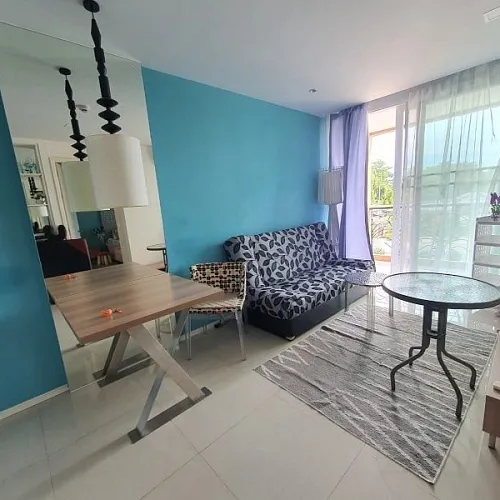 one-room apartment